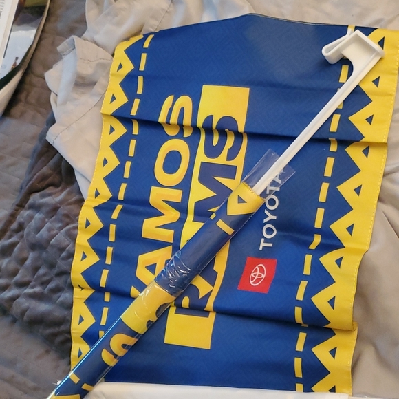 2 new car flags Vamos Rams - Picture 4 of 6